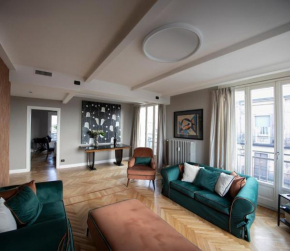 Luxury City Retreat with Breathtaking View Torino